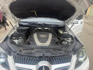 Mercedes-Benz GLK-Class 350 4MATIC 2012 White