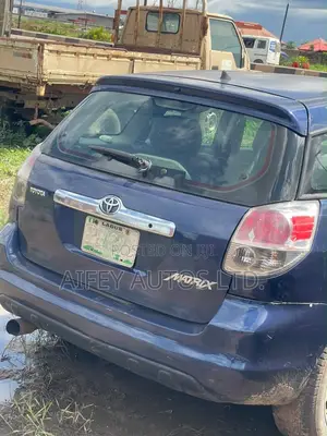 Toyota Matrix 2005 Blue