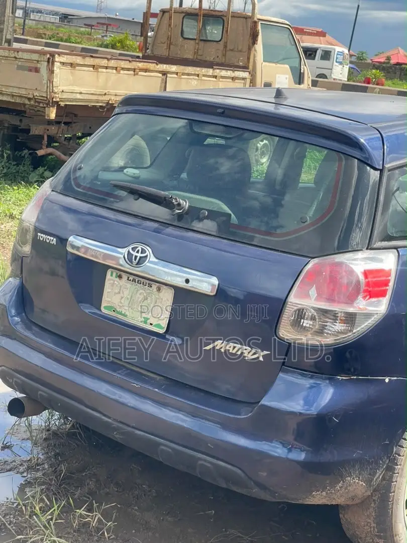 Toyota Matrix 2005 Blue