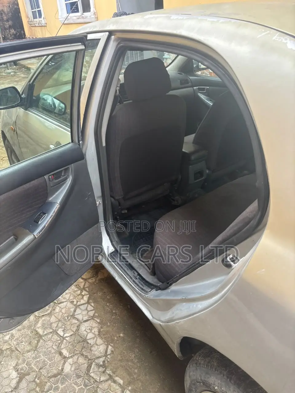 Toyota Corolla 2004 Silver