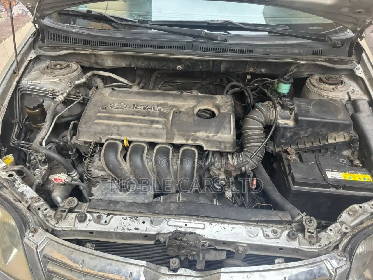 Toyota Corolla 2004 Silver