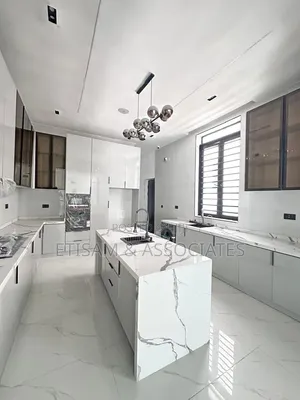 Furnished 5bdrm Duplex in In Secured 24Hrs, Chevron for sale