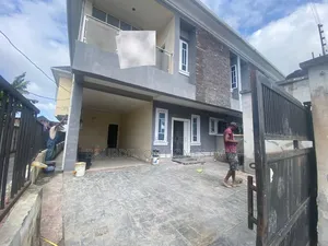 4bdrm Duplex in Lekki Scheme 2 Ajah for rent