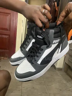 Puma Rebound V6