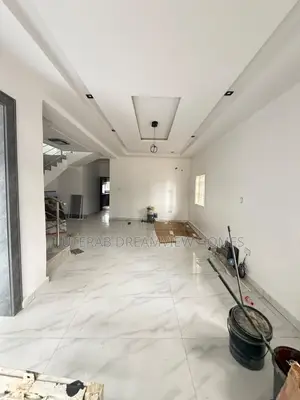 5bdrm Townhouse / Terrace in Katampe Extension for rent