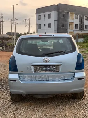 Toyota Verso 2009 Blue