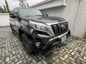Toyota Land Cruiser 4.0 V6 GL 2014 Black