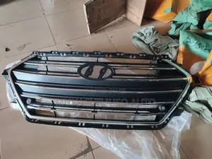 Front Grill Hyundai Elantra 2016/17