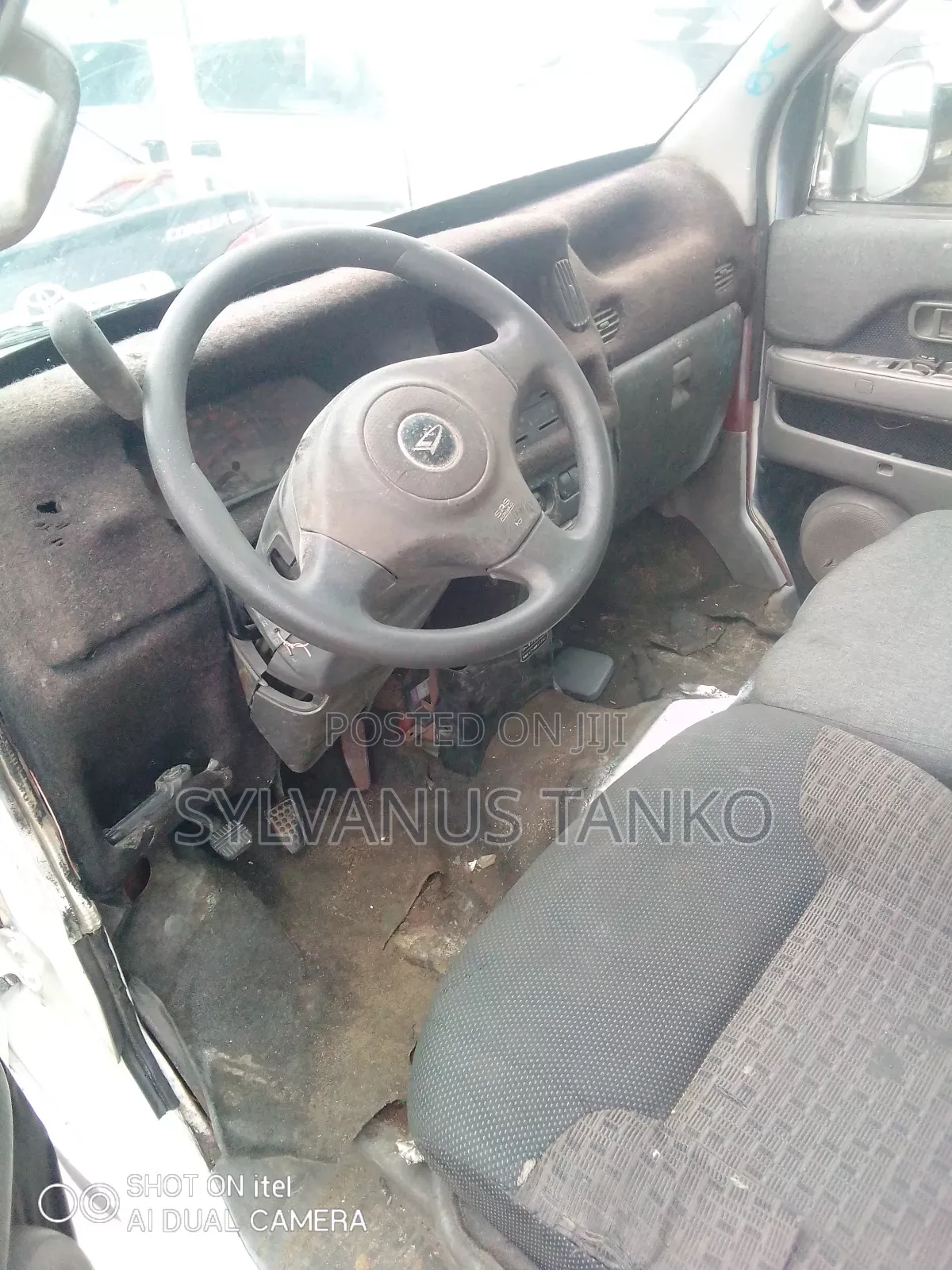 Daihatsu Hijet 2019 White