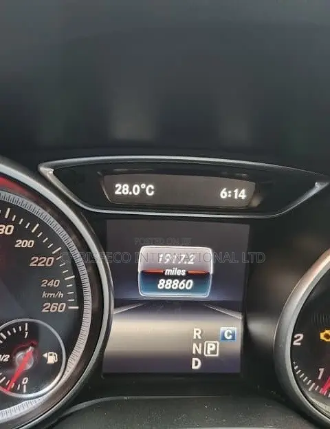 Mercedes-Benz GLA 250 2017 Blue