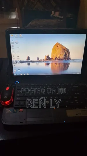 Laptop Acer Aspire 5738ZG 4GB Intel Pentium HDD+SSD 256GB
