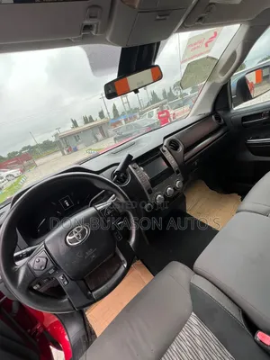 Toyota Tundra 1794 5.7L V8 4x2 CrewMax 5.6 ft. box 145.7 in. WB 2019