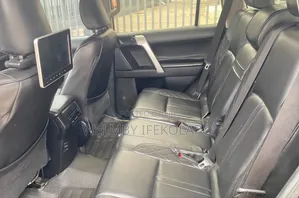 Toyota Land Cruiser Prado 2021 Black