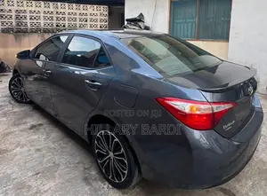 Toyota Corolla 2016 Gray