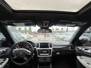 Mercedes-Benz M Class ML350 4MATIC 4dr SUV AWD (3.5L 6cyl 7A) 2015 Blue