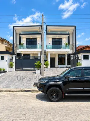 5bdrm Duplex in Ikota for sale
