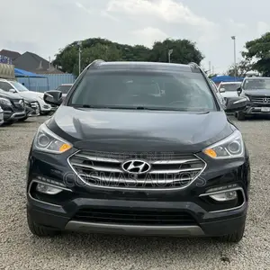 Hyundai Santa Fe SE Ultimate FWD 2017 Black