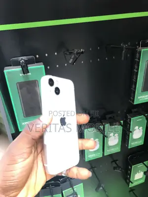 Apple iPhone 13 128 GB White