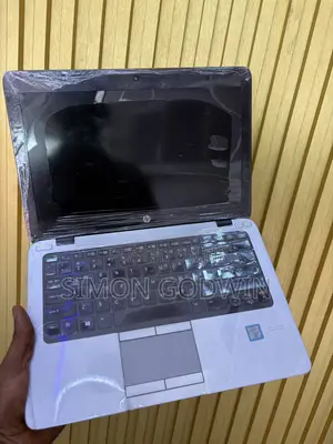 Laptop HP EliteBook 820 G2 8GB Intel Core i5 HDD+SSD 500GB