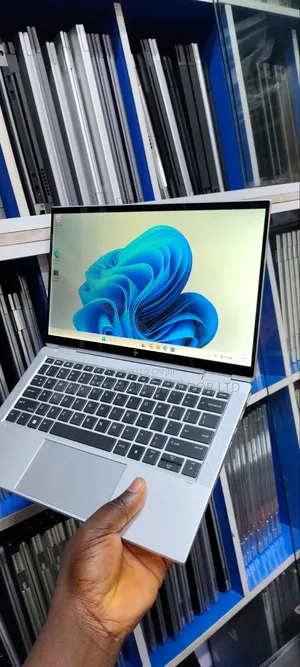 Laptop HP EliteBook x360 1030 G4 16GB Intel Core i7 SSD 512GB
