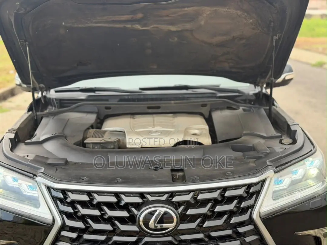 Lexus LX 570 2012 Black