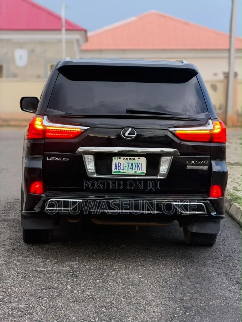Lexus LX 570 2012 Black