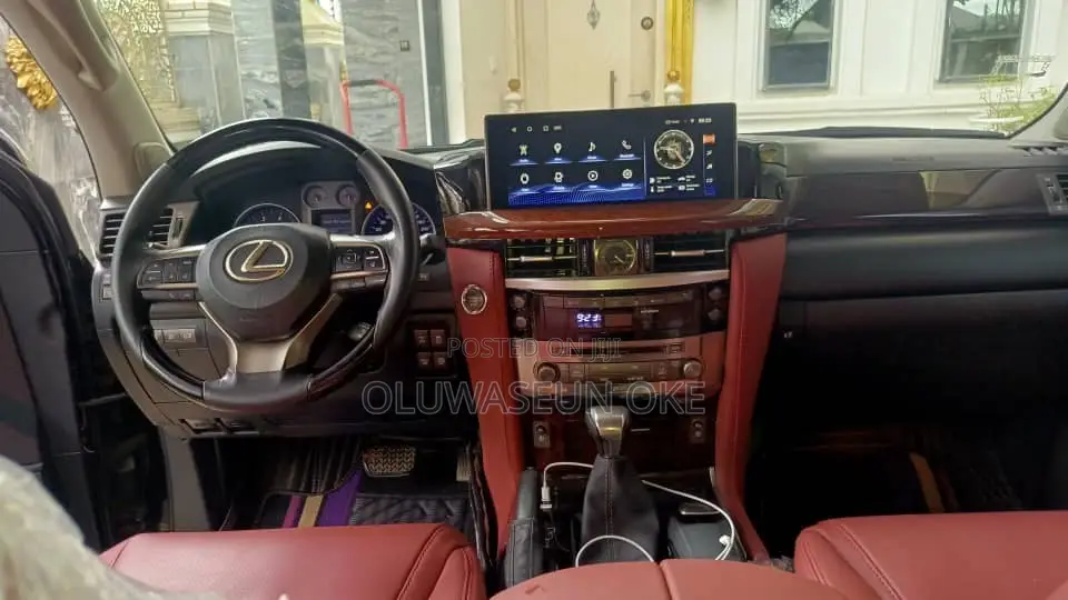 Lexus LX 570 2012 Black