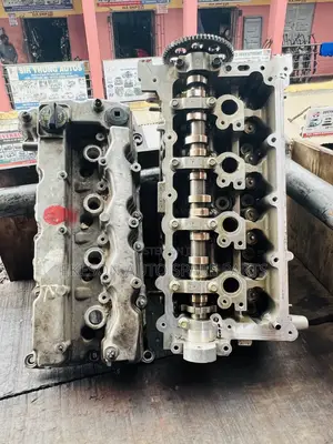 Chrysler 200,jeep Grand Cherokee Tokunbo Top Cylinder 4plug Engine