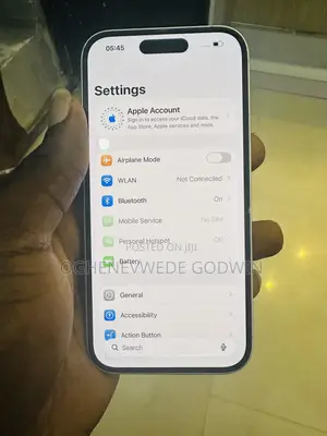 New Apple iPhone 16 128 GB White