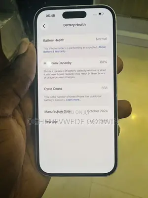 New Apple iPhone 16 128 GB White