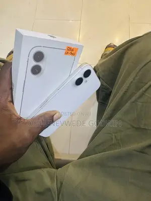 New Apple iPhone 16 128 GB White