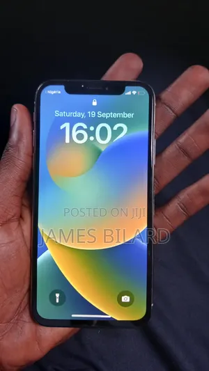 Apple iPhone X 256 GB White