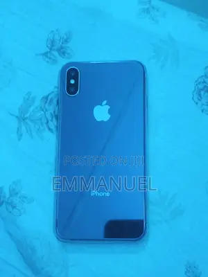 Apple iPhone X 64 GB Gray