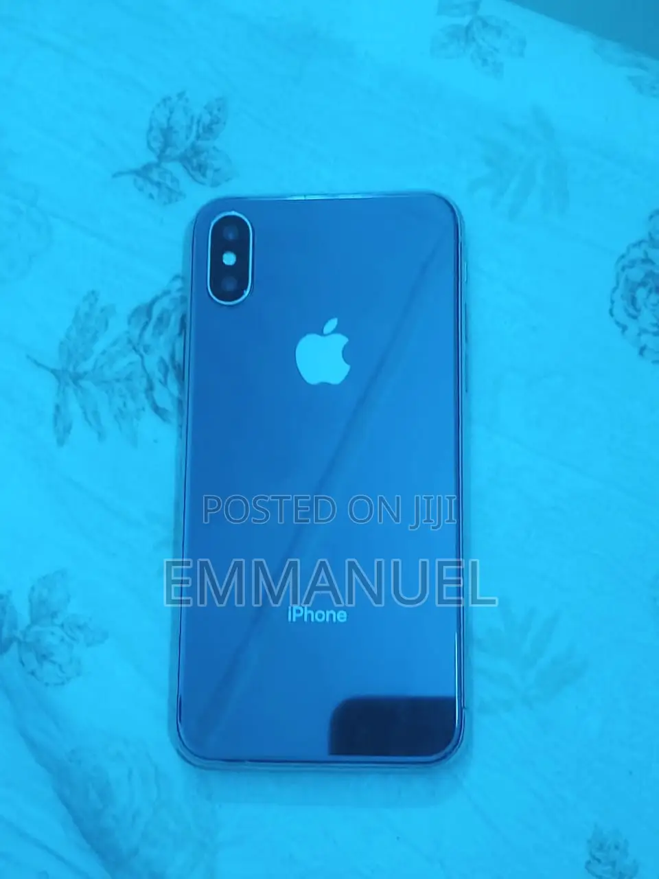 Apple iPhone X 64 GB Gray