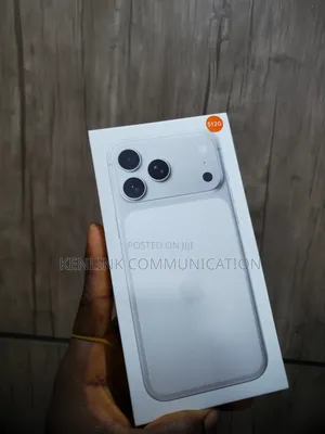 New Apple iPhone 17 Pro Max 512 GB White