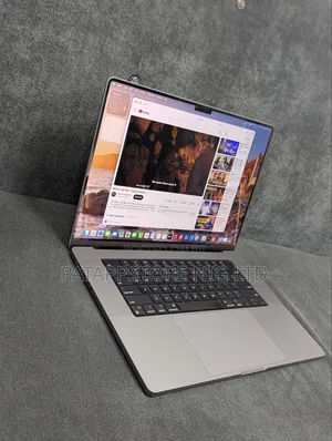 Laptop Apple MacBook Pro 2021 M1 32GB Apple M1 SSD 1T