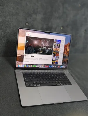 Laptop Apple MacBook Pro 2021 M1 32GB Apple M1 SSD 1T