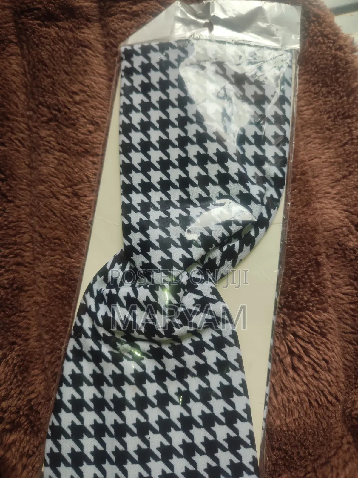 Knotted Fashion Headband