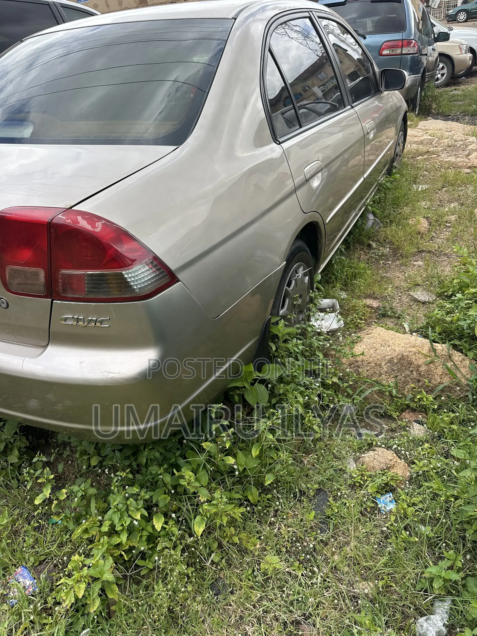 Honda Civic 2005 Gold
