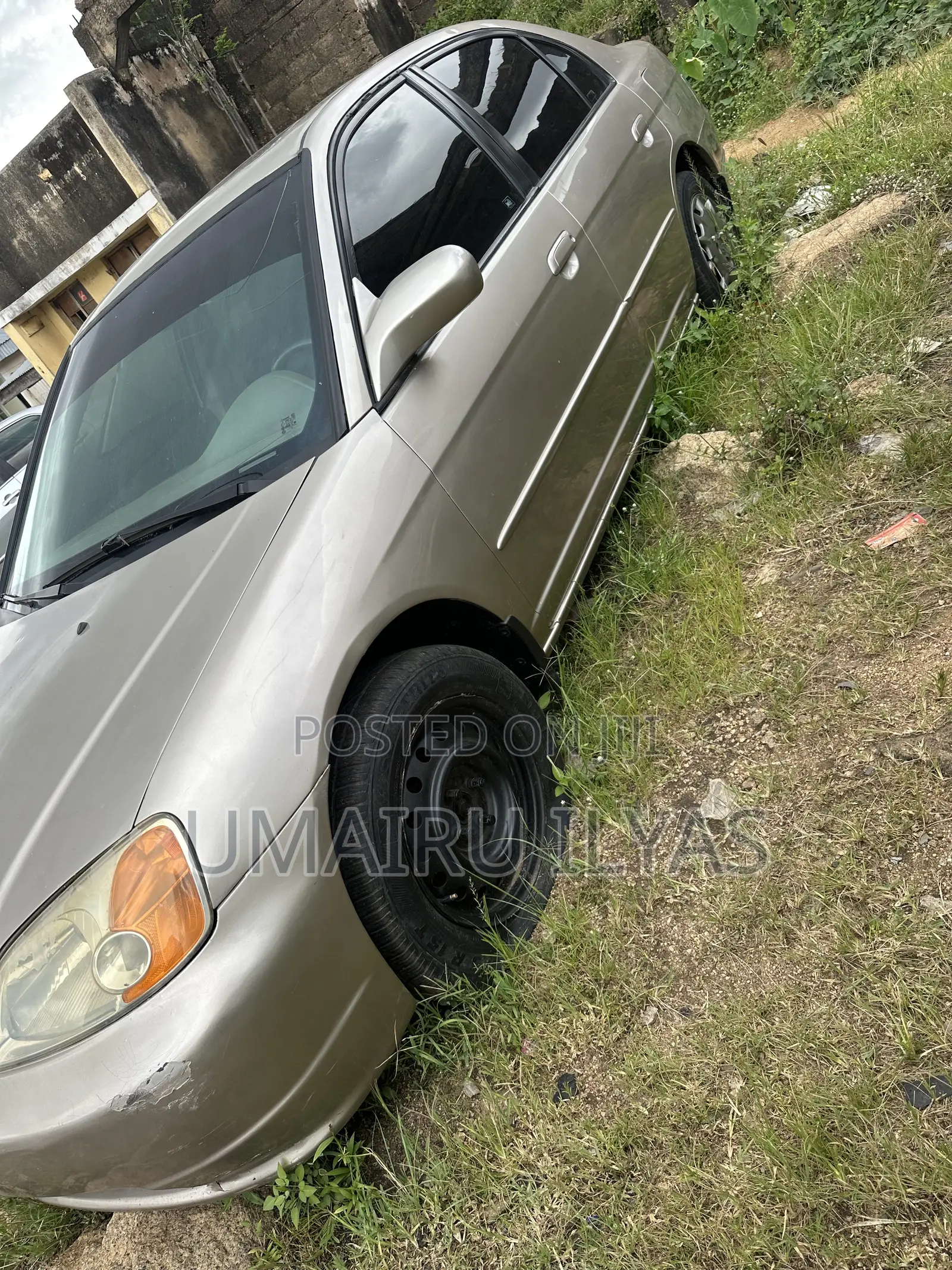 Honda Civic 2005 Gold