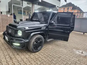 Mercedes-Benz G-Class Base G 550 AWD 2010 Black