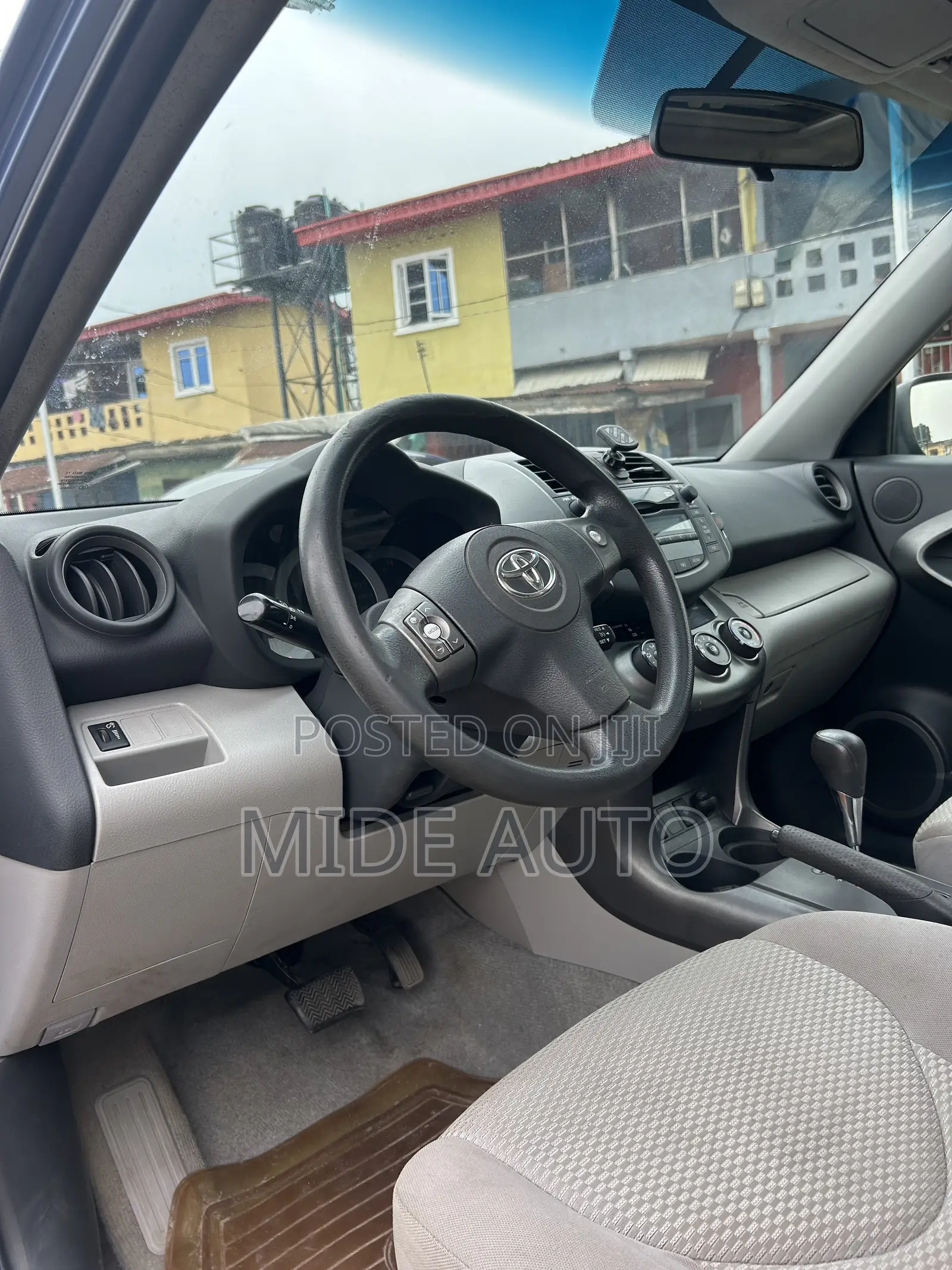 Toyota RAV4 2011 Blue