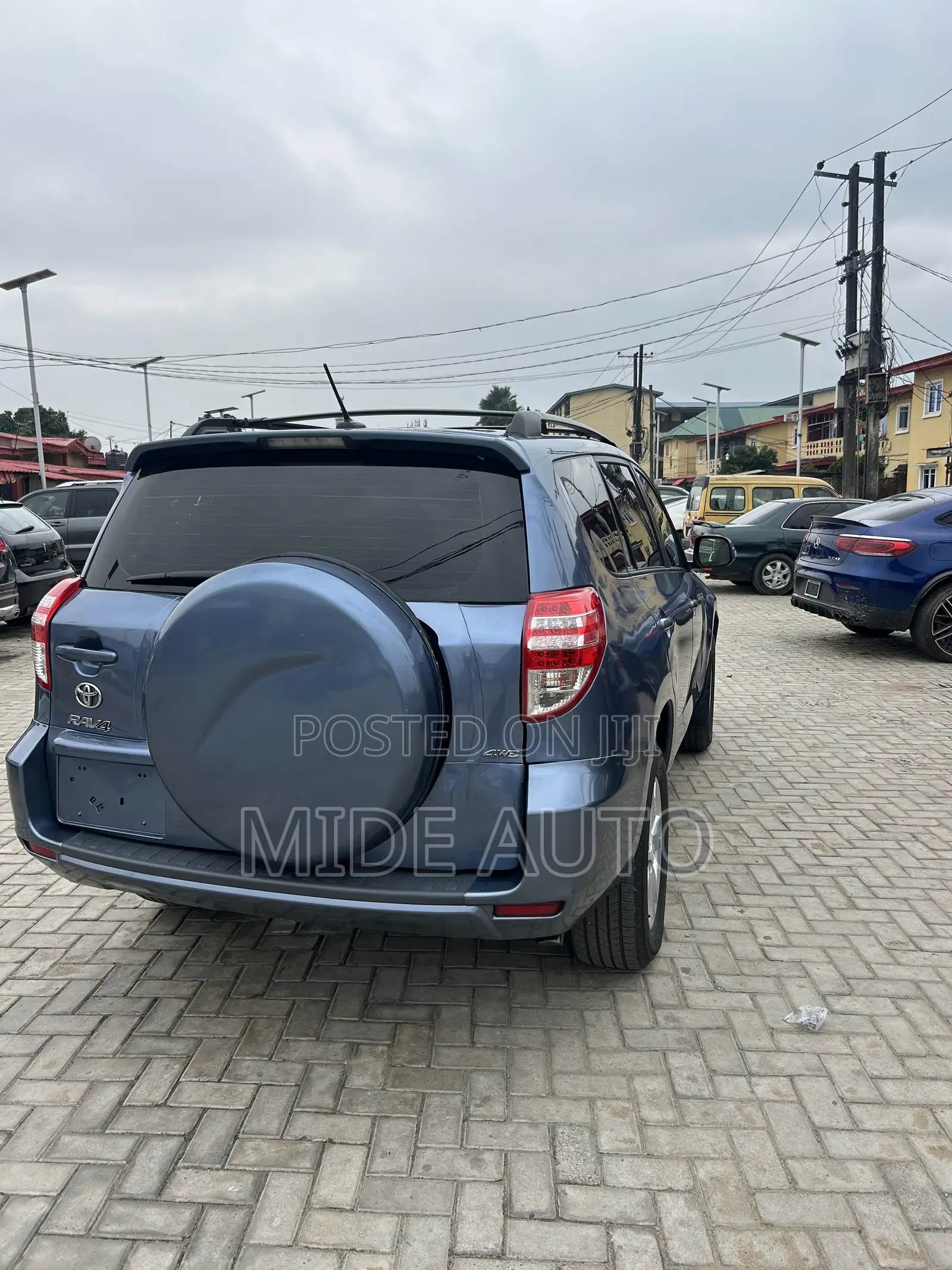 Toyota RAV4 2011 Blue