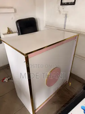 Receptionist Table