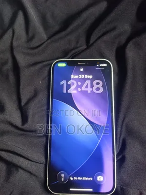 Apple iPhone 12 64 GB
