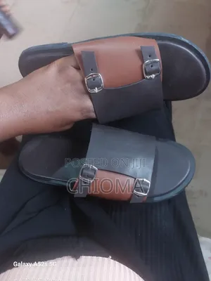 Pure Leather Flat Mens Slippers