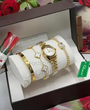 Nikkilaz Accessories