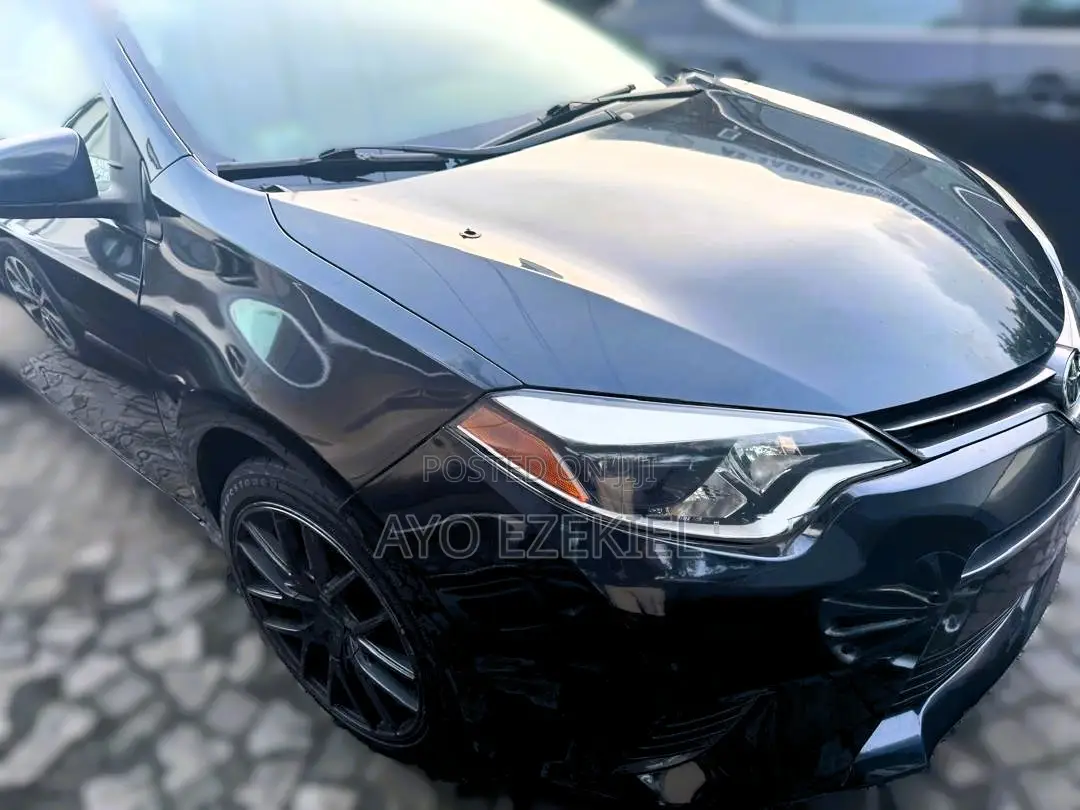 Toyota Corolla 2017 Black