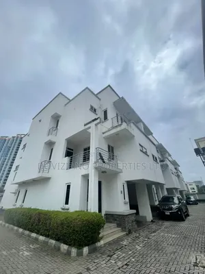 4bdrm Duplex in Parkview Estate for rent