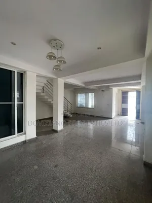 4bdrm Duplex in Parkview Estate for rent